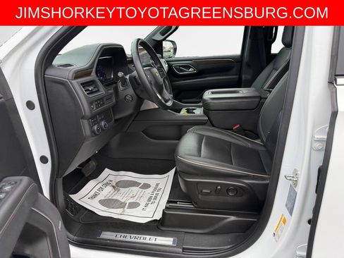 Used 2024 Chevrolet Tahoe Premier AWD/4WD image 12