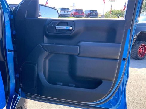 Used 2023 Chevrolet Silverado 1500 Custom image 23