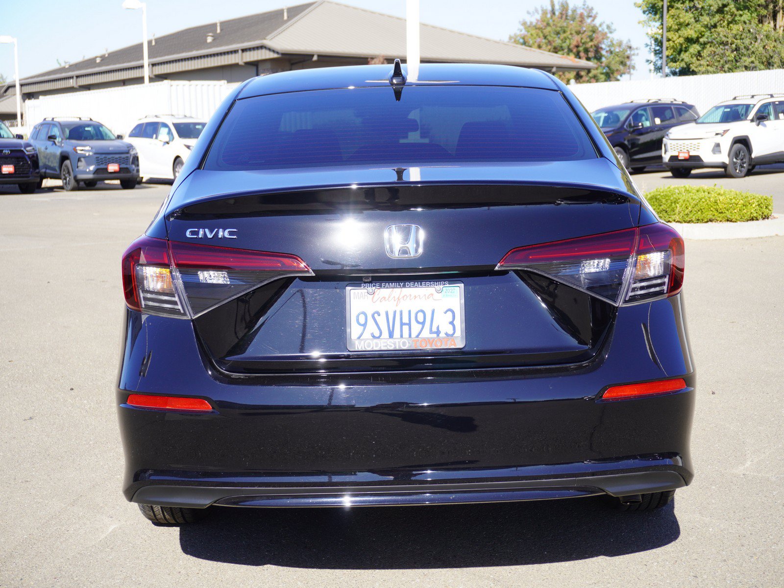 Used 2025 Honda Civic LX image 9