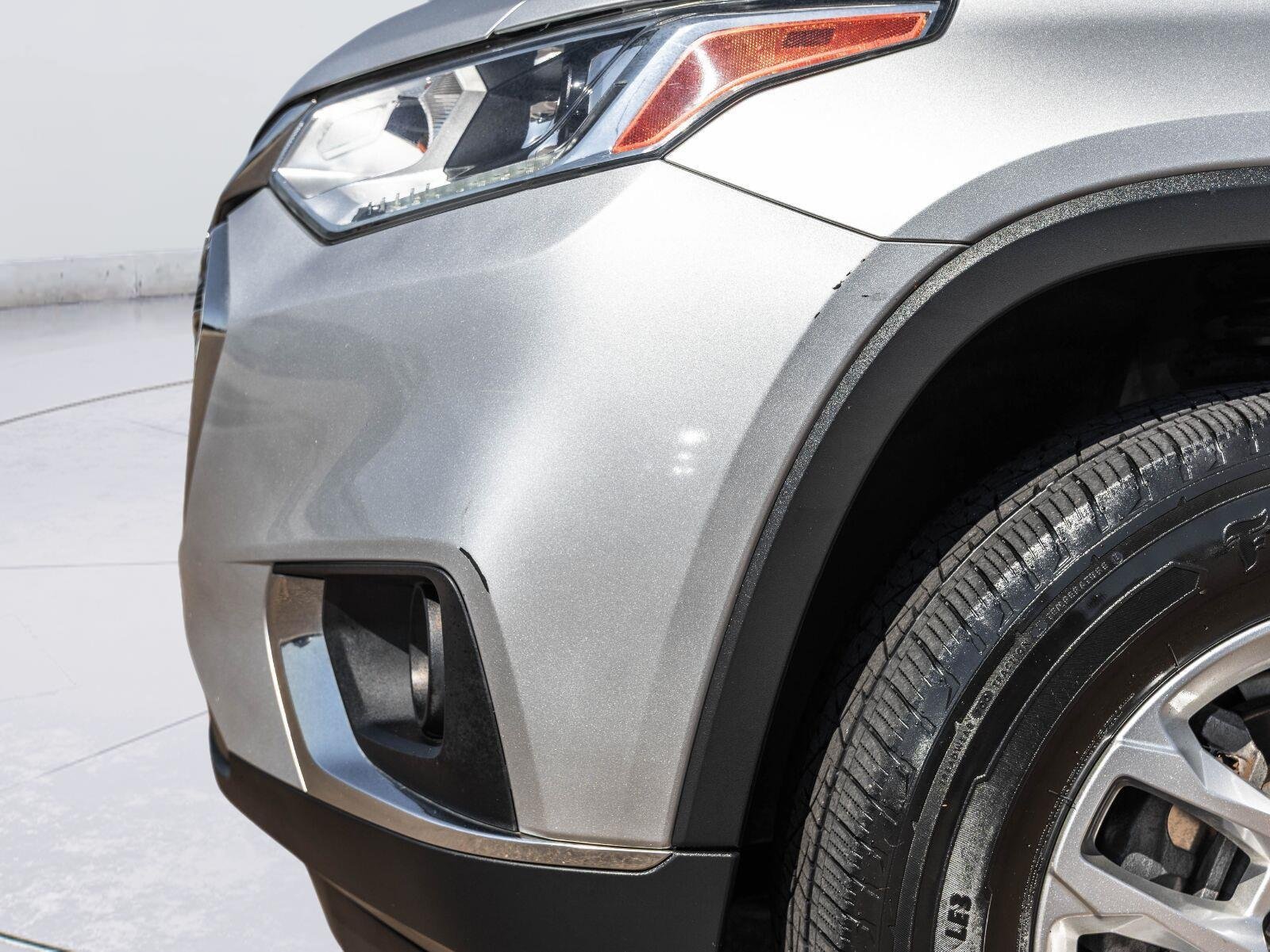 Used 2019 Chevrolet Traverse LT FWD image 31