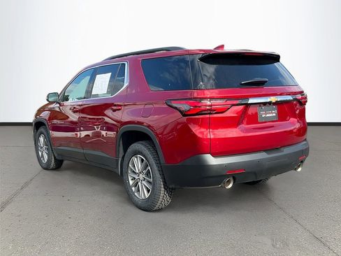 Used 2023 Chevrolet Traverse LT image 5