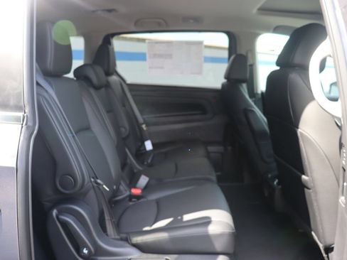 Used 2026 Honda Odyssey EX-L image 14