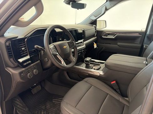 New 2026 Chevrolet Silverado 1500 LTZ image 9