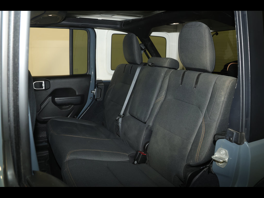 Used 2024 Jeep Wrangler Unlimited AWD/4WD image 25