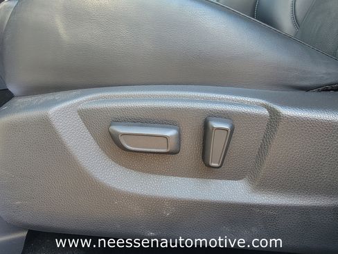 Used 2024 Mitsubishi Eclipse Cross SE image 15