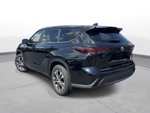 Certified 2026 Toyota Highlander XLE AWD/4WD image 55