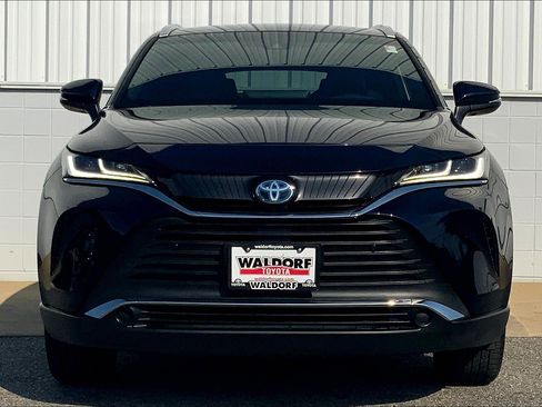 Used 2021 Toyota Venza XLE w/ Softex Package AWD/4WD image 3