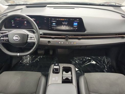 Used 2023 Nissan Ariya FWD image 14