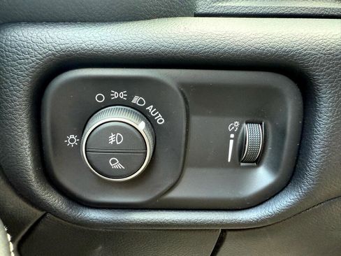 Used 2025 RAM 2500 Big Horn image 19