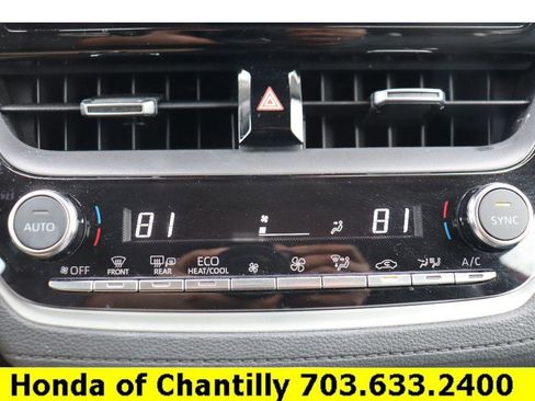 Used 2024 Toyota Corolla Cross XLE w/ Convenience Package image 16