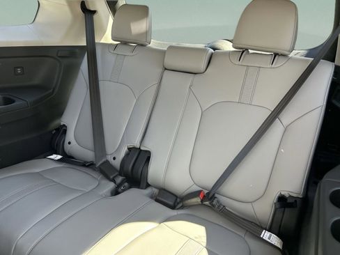 Used 2024 Honda Pilot EX-L image 19