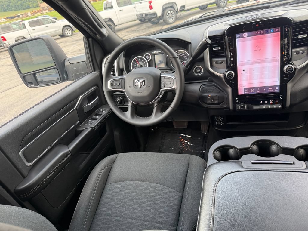 Used 2025 RAM 2500 Big Horn AWD/4WD image 25
