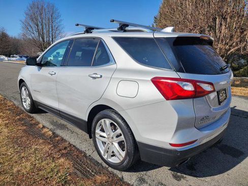 Used 2018 Chevrolet Equinox Premier FWD image 8