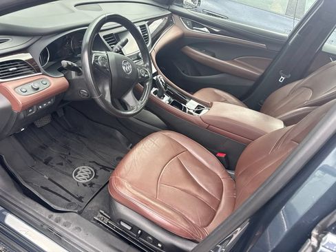 Used 2019 Buick LaCrosse Avenir FWD image 10