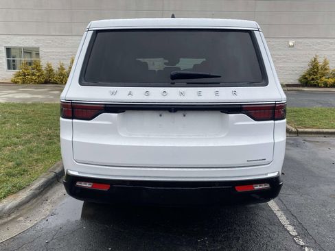 Used 2022 Nissan Maxima SR w/ Sport Mat Group image 7