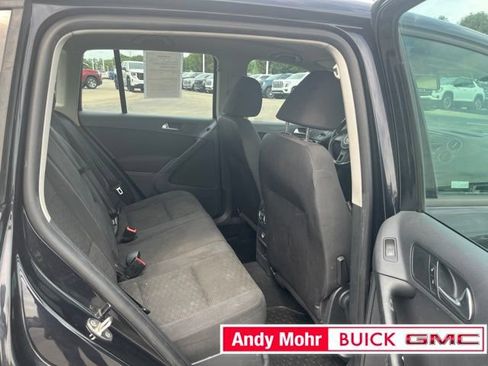 Used 2012 Volkswagen Tiguan S FWD image 35