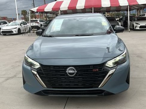 Used 2024 Nissan Sentra SR w/ SR Premium Package FWD image 2