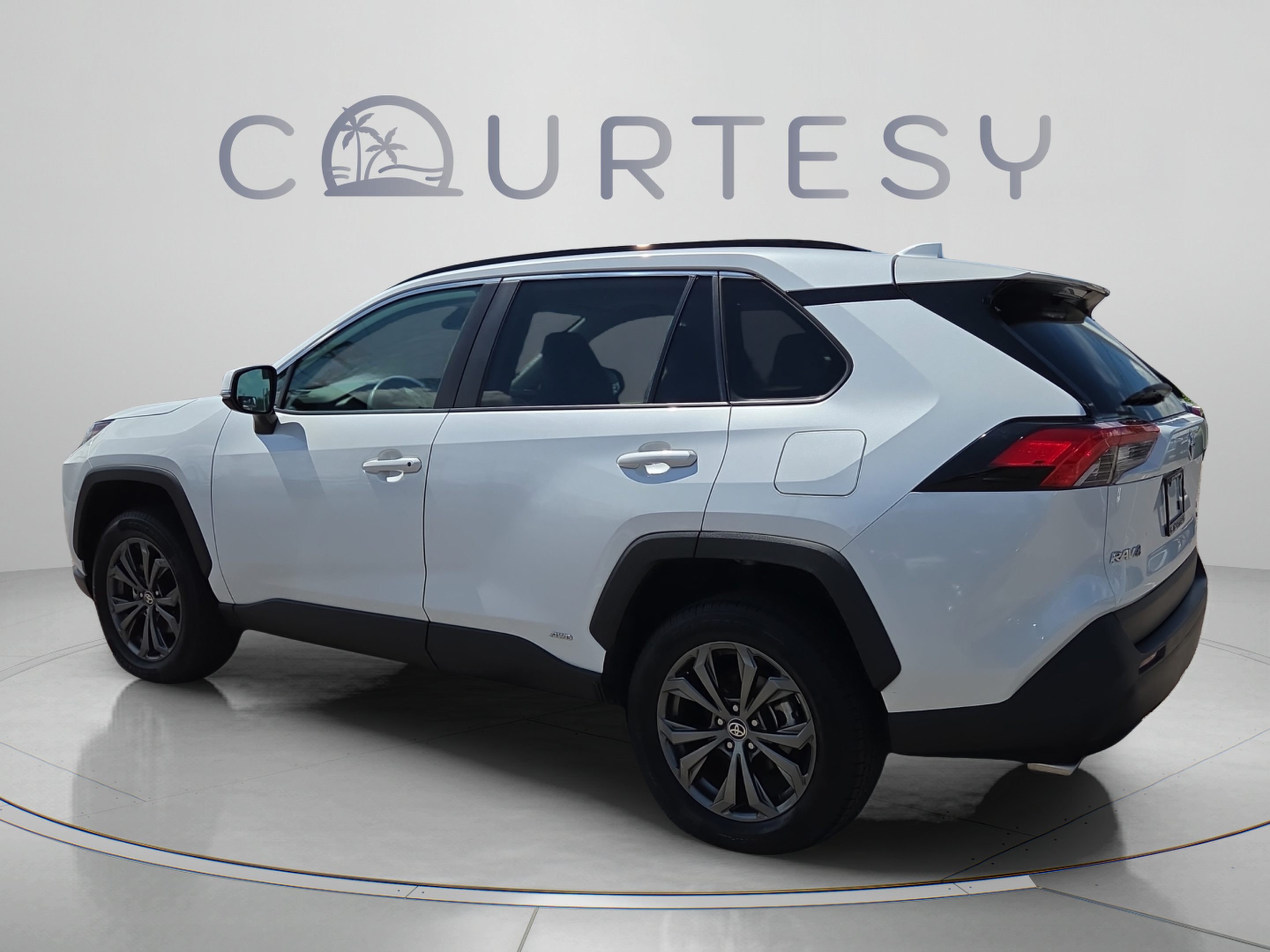 Certified 2023 Toyota RAV4 XLE Premium AWD/4WD image 3
