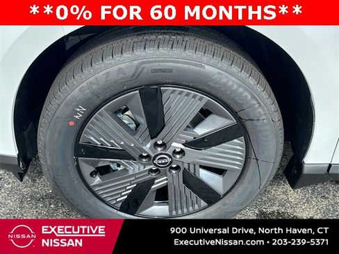 New 2025 Nissan Murano SL image 8
