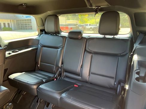 New 2025 Ford Expedition Platinum w/ Stealth Performance Package image 30