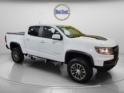 Used 2022 Chevrolet Colorado ZR2 AWD/4WD image 9