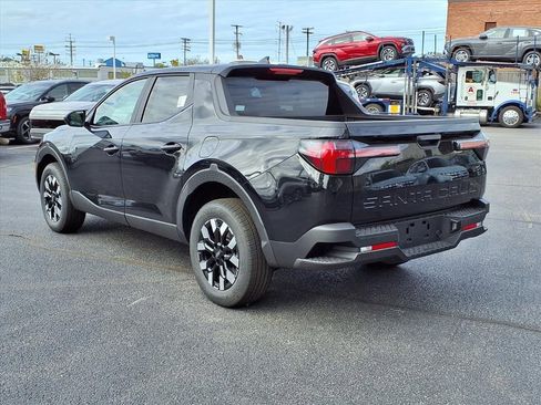 New 2026 Hyundai Santa Cruz SE FWD image 5