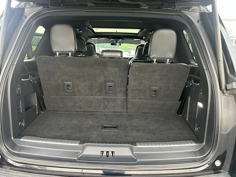 Used 2022 Lincoln Navigator Reserve AWD/4WD image 13
