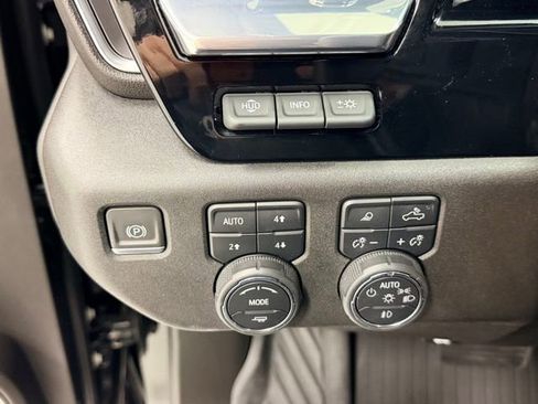 Certified 2023 Chevrolet Silverado 1500 LTZ w/ Technology Package AWD/4WD image 19