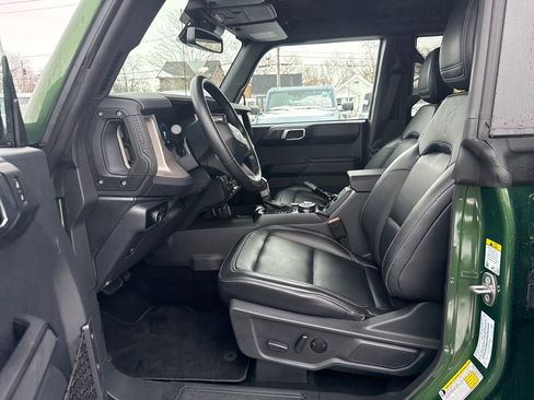 Used 2025 Ford Bronco Outer Banks image 21