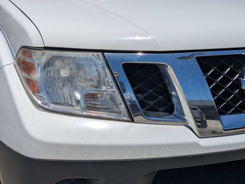 Used 2019 Nissan Frontier S RWD image 10