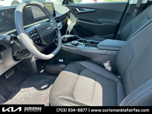 New 2025 Kia EV6 Light w/ Light LR Technology Package image 27