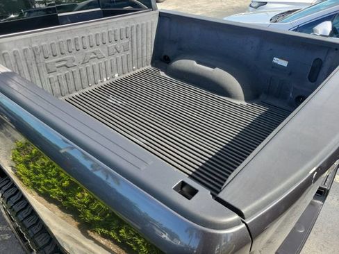Used 2019 RAM 1500 Tradesman RWD image 6