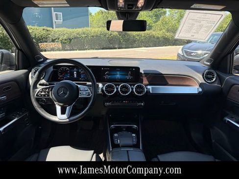 Certified 2023 Mercedes-Benz GLB 250 4MATIC image 16