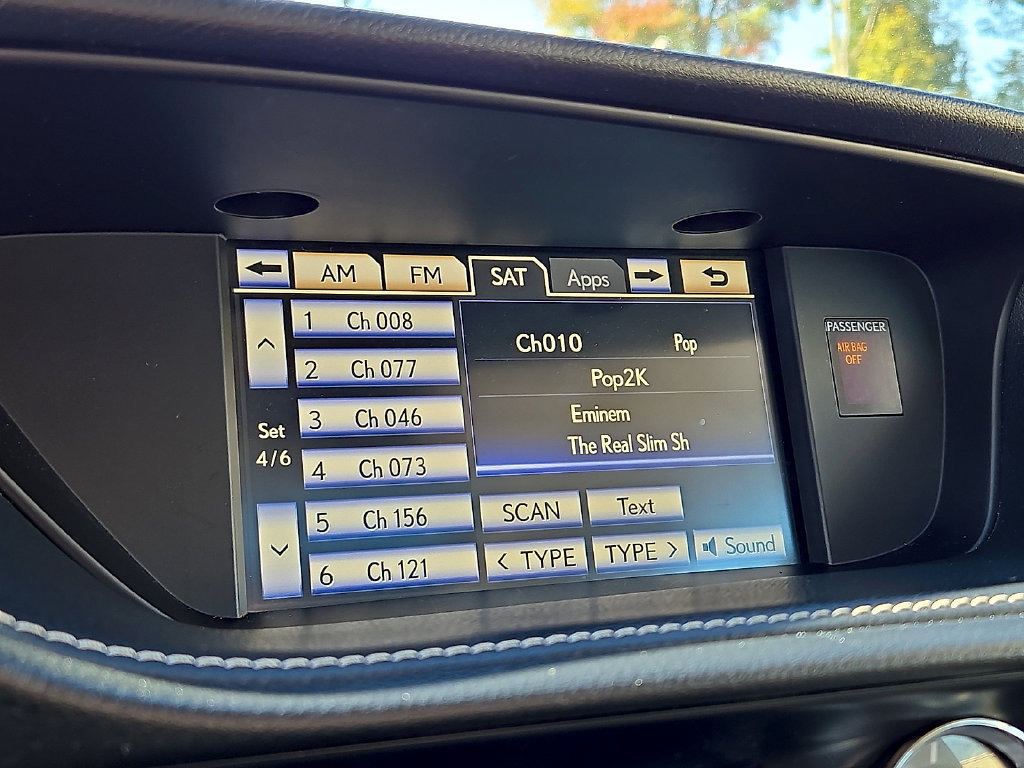 Used 2014 Lexus ES 350 w/ Luxury Package FWD image 18