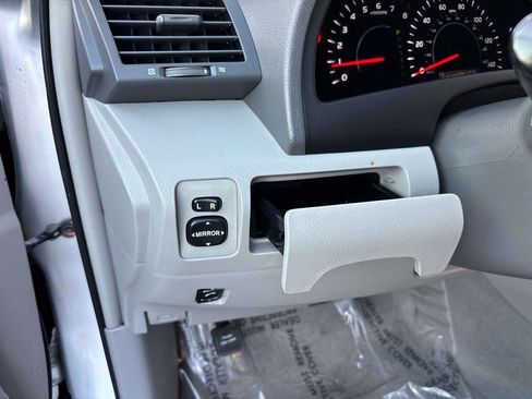 Used 2009 Toyota Camry LE image 22