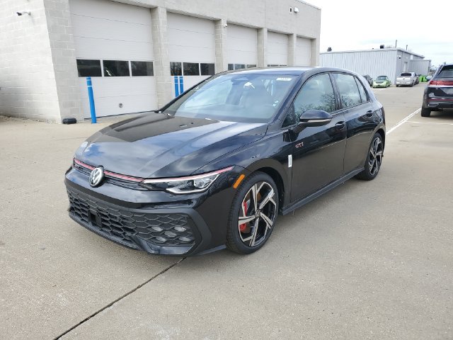 New 2026 Volkswagen GTI SE FWD image 2