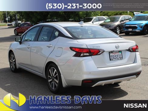 Used 2025 Nissan Versa SV w/ Trunk Package FWD image 9