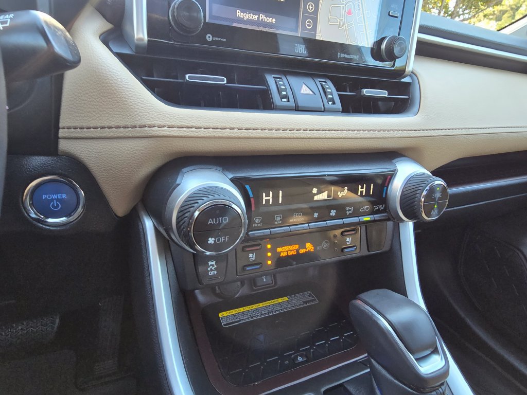 Used 2021 Toyota RAV4 Limited AWD/4WD image 27