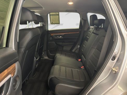 Used 2017 Honda CR-V Touring image 11