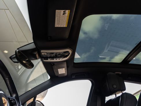 Used 2018 Porsche Macan GTS image 26