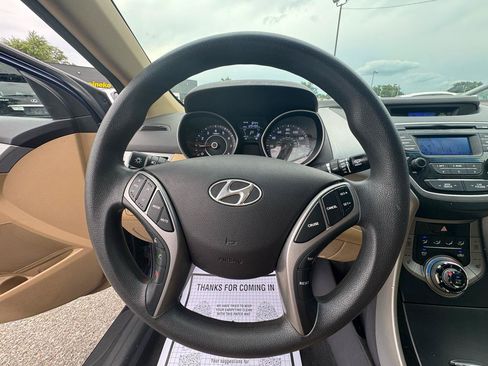Used 2013 Hyundai Elantra GLS w/ Preferred Pkg FWD image 21