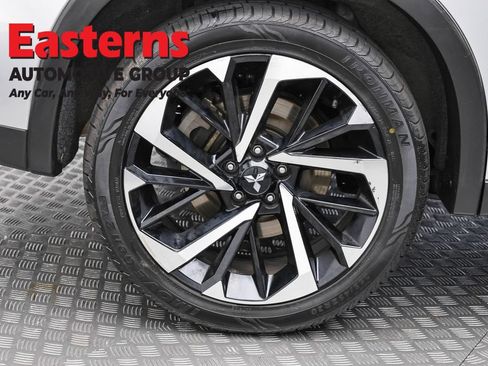 Used 2024 Mitsubishi Outlander SE AWD/4WD image 31