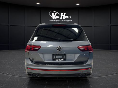 Used 2024 Volkswagen Tiguan SE R-Line AWD/4WD image 6