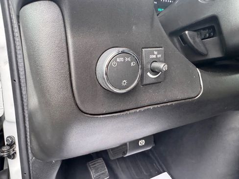 Used 2021 Chevrolet Express 2500 w/ Driver Convenience Package image 15