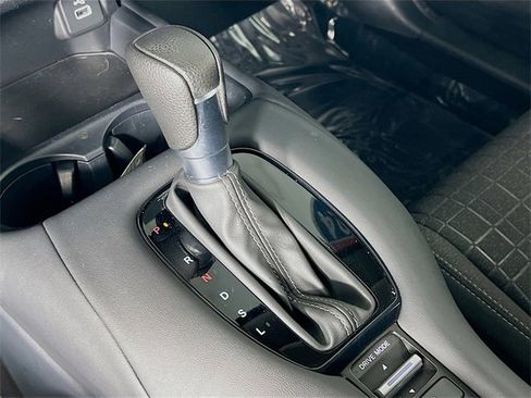 Used 2024 Honda HR-V LX image 23