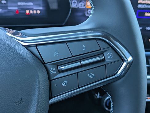 Used 2026 Chevrolet Equinox EV LT w/ LPO, All-Weather Mat Package image 24