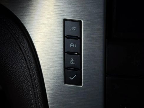 Used 2014 Cadillac Escalade Platinum AWD/4WD image 40