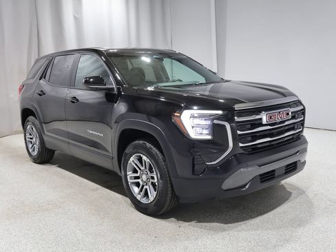 Used 2025 GMC Terrain Elevation AWD/4WD image 1