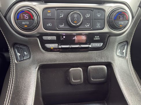 Used 2018 Chevrolet Tahoe LT image 19