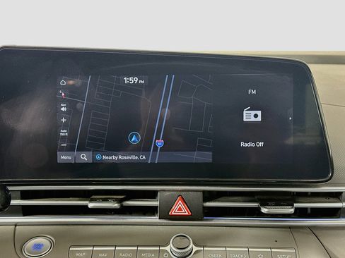 Used 2025 Hyundai Elantra SEL FWD image 22